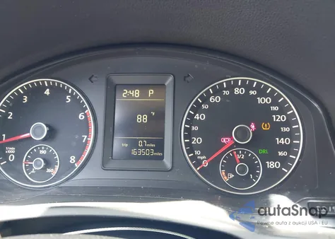 2010 Volkswagen Jetta Wolfsburg Edition z USA, uszkodzony, nr VIN 3VWRA7AJ2AM060894